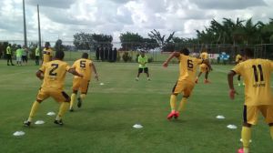 Aquecimento antes o jogo treino contra o Cruzeiro 15/02/2016