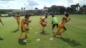 Aquecimento antes do jogo contra o Cruzeiro 15/02/2016 Toca da raposa II