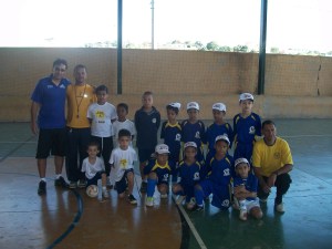 Partida realizada no Ginásio da E.E Leonina Mourthe de Araújo, Comemoração Fraternal dos dias das Crianças...