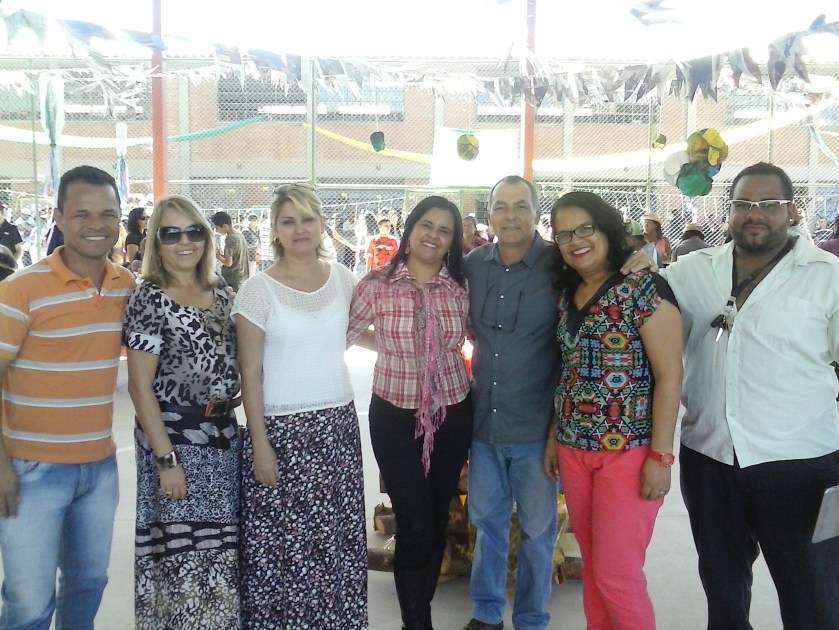 Com, Vãnia Reis, Sara, Aniete, Fausto, Rosi, e Professor Cleiton